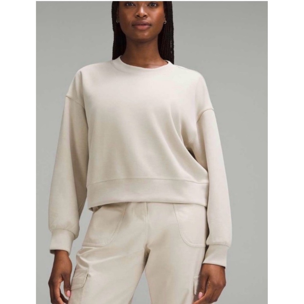 Lululemon Softstreme Perfectly Oversized Cropped Crew 8 Mojave Tan